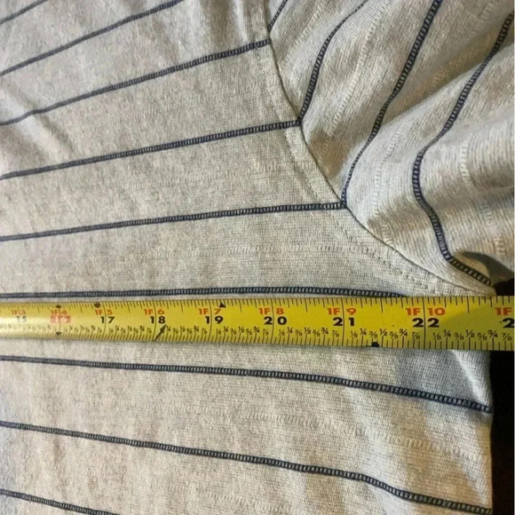 Jos. A. Bank Reserve Tailor Fit Blue Striped Polo Size L‎ - Picture 4 of 5